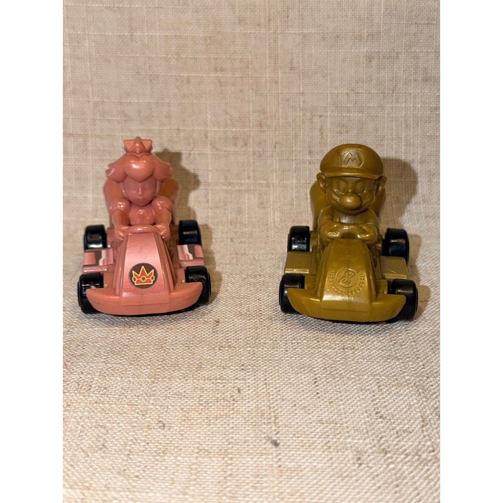 Nintendo‎ Gold Mario Kart 8 Deluxe Happy Meal Toys Pink Gold Peach Nintendo